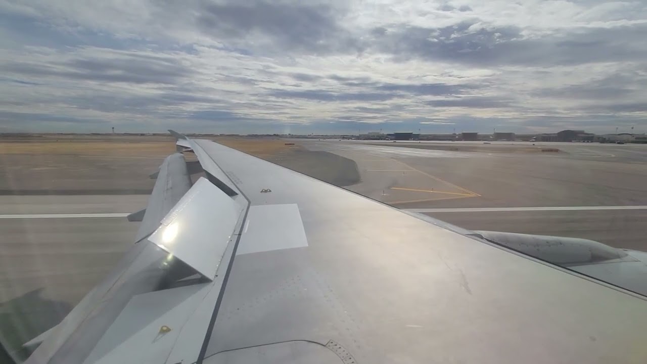 American Airlines flight from Dallas Fort Worth to El Paso