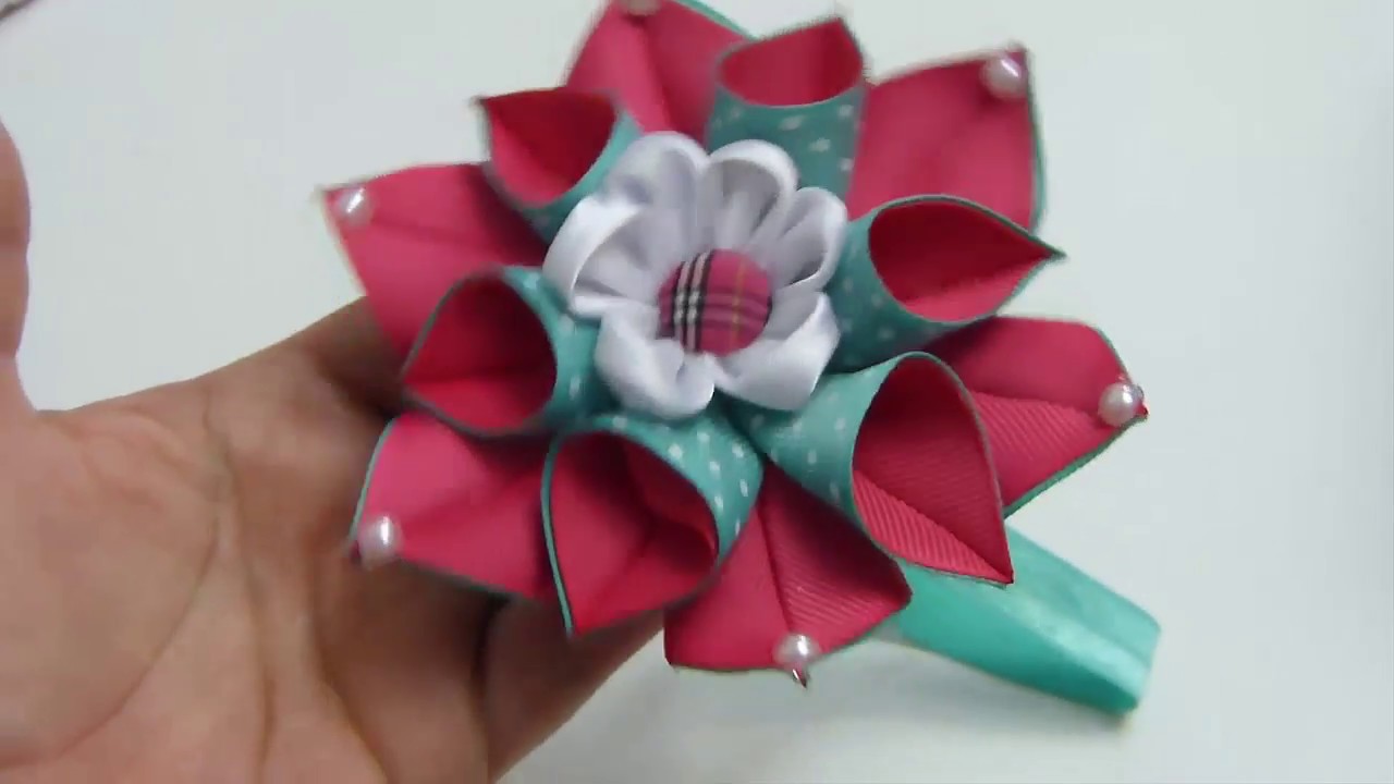 LINDA Flor Doble de Puntas  y FLorecita Kanzashi pequeña, Amazing Flower Ribbon