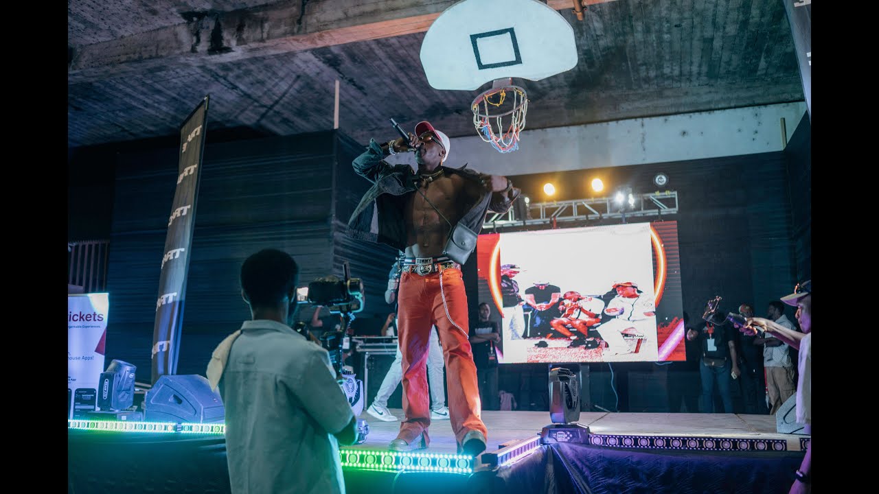 PERFORMANCE EXPLOSIVE DU ZERY WOLF