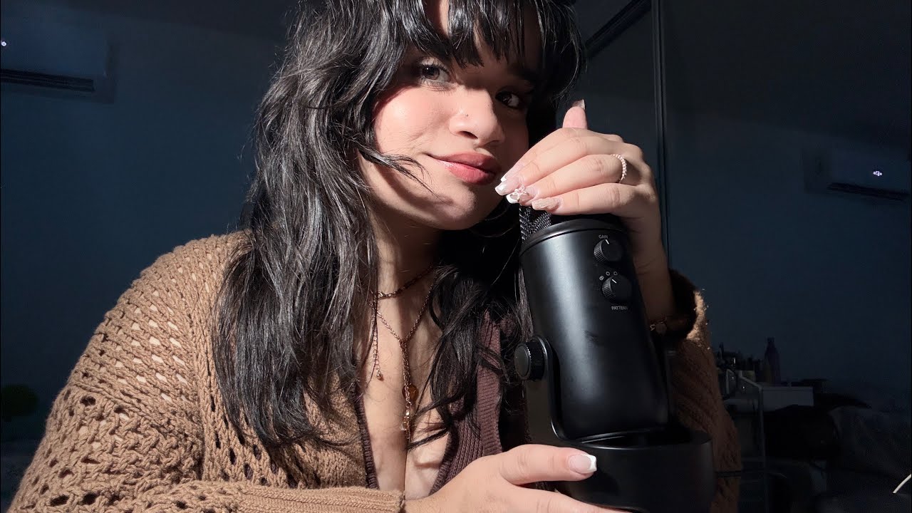 ASMR Bilingual Whispering (one ear English, one ear Spanish)