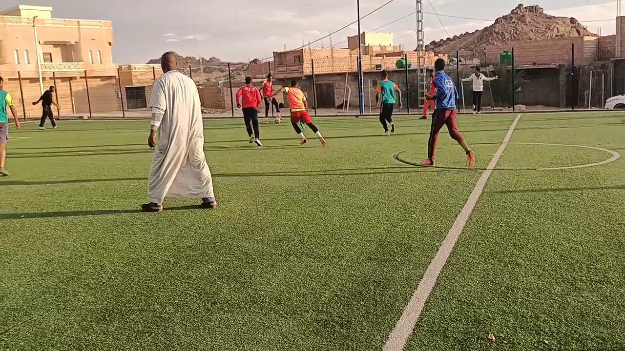 بعض تدريبات نادي مولودية التورق في مدينة جانت