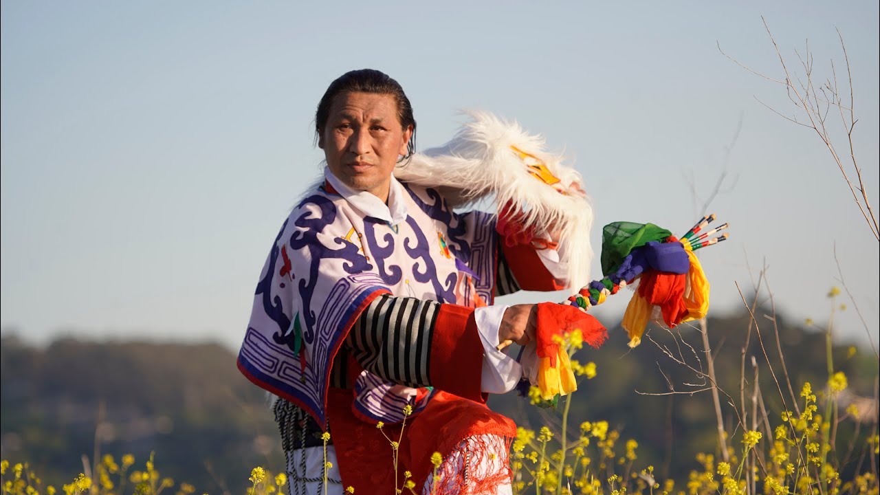 ཡར་ཀླུང་བཀྲ་ཤིས་ཞོལ་པ། Tashi Sholpa dance, otherwise known as the Good Luck dance
