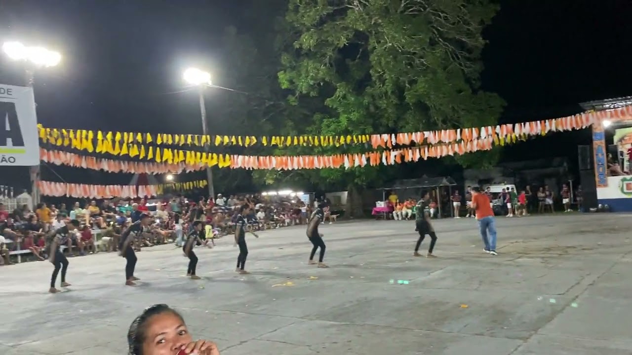 Apresentação do Corpo de dança Novo Aripuanã Tribal - No Distrito de Canumã!