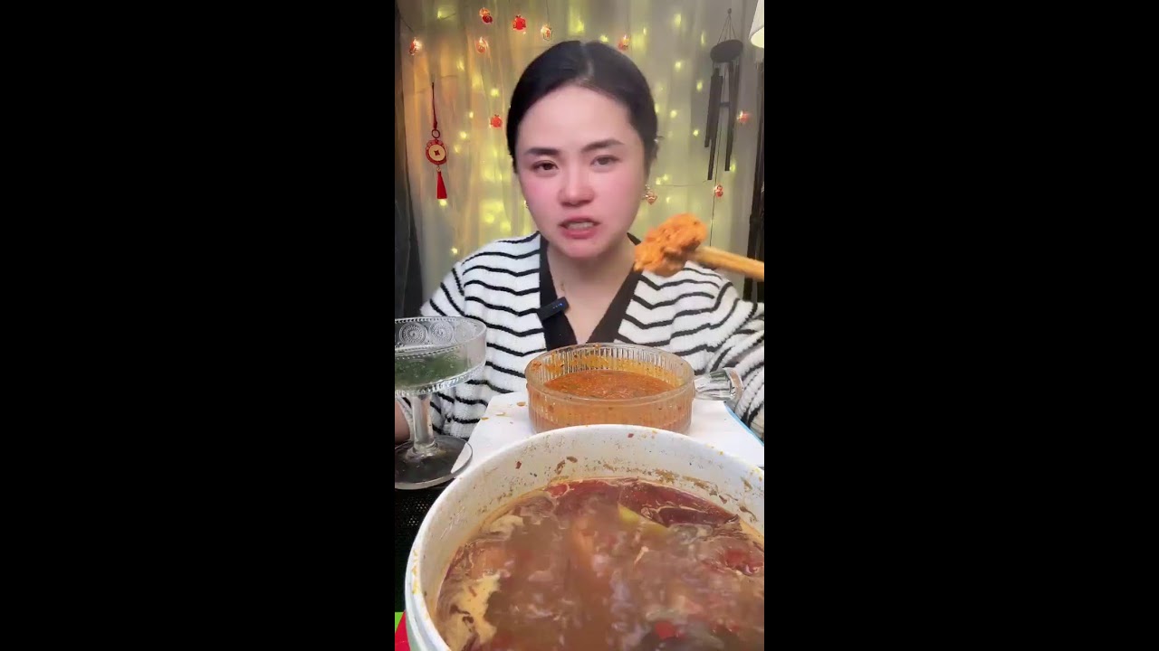 Mainland Chinese street snacks live broadcast