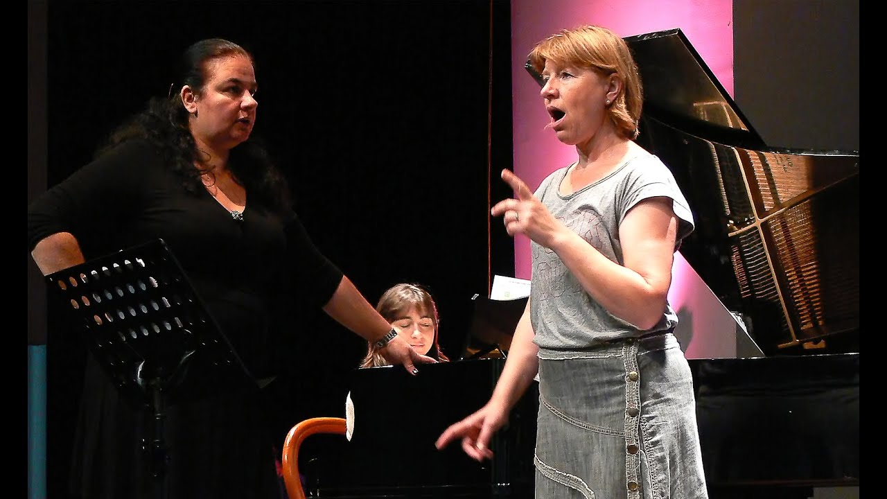 Stage de chant lyrique avec Sylvia Cazeneuve et Caroline Oliveros
