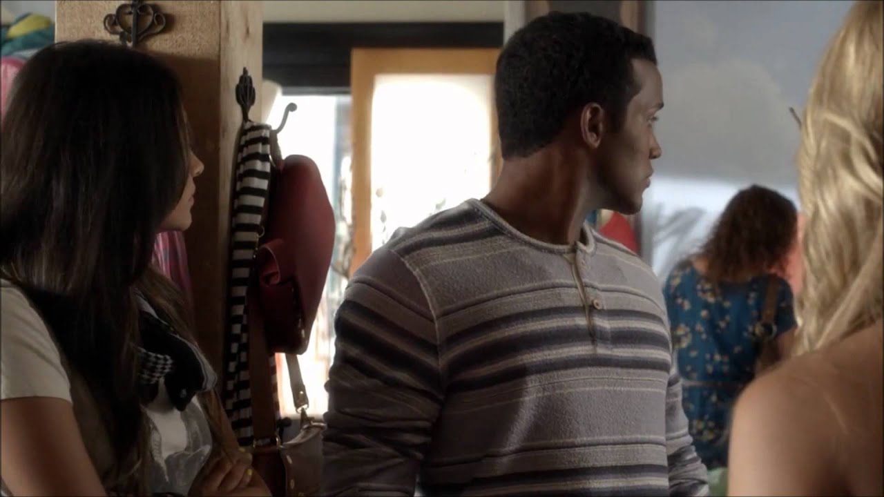 Pretty Little Liars - 03x07 - Spencer talks to Jason; Cece helps Nate out