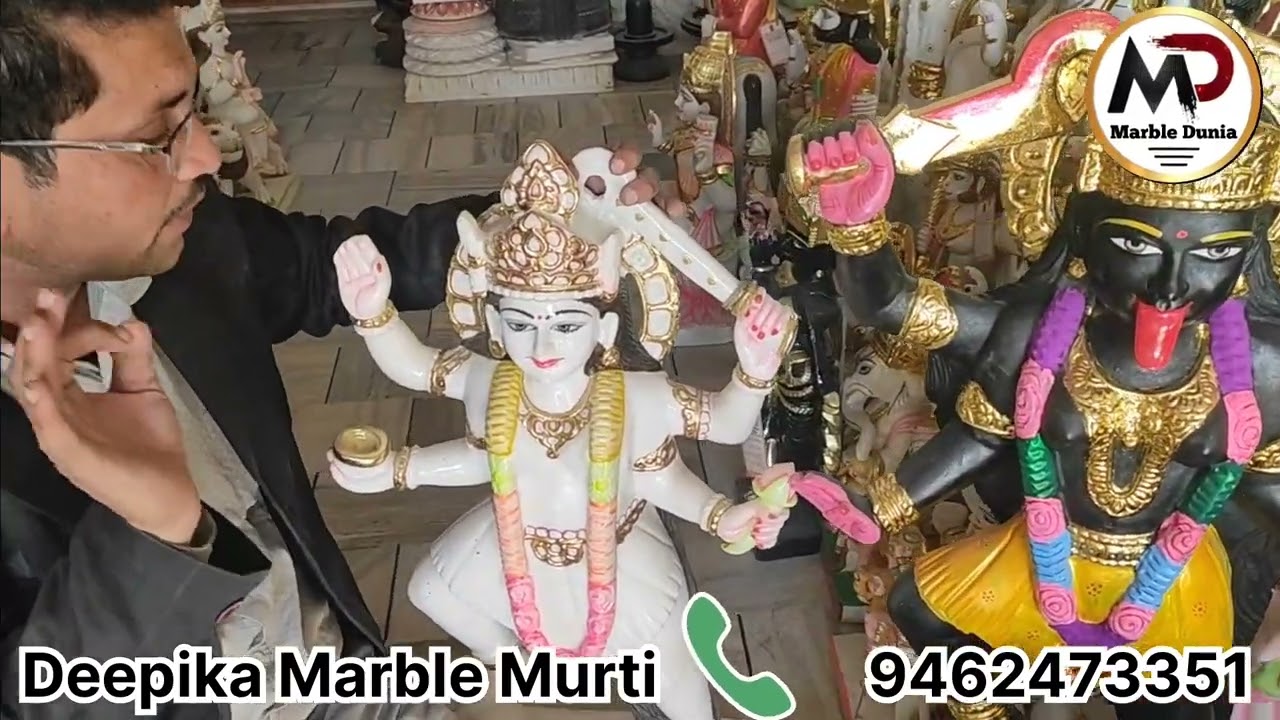 Maa Kali Black & White Marble Murti: Divine Craftsmanship