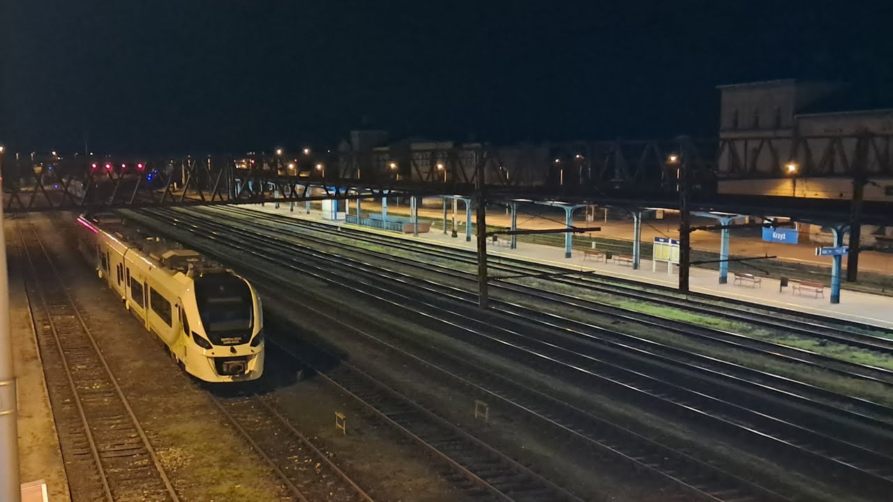 Nocne pociągi na węzłowej stacji Krzyż 24.10.2025 
