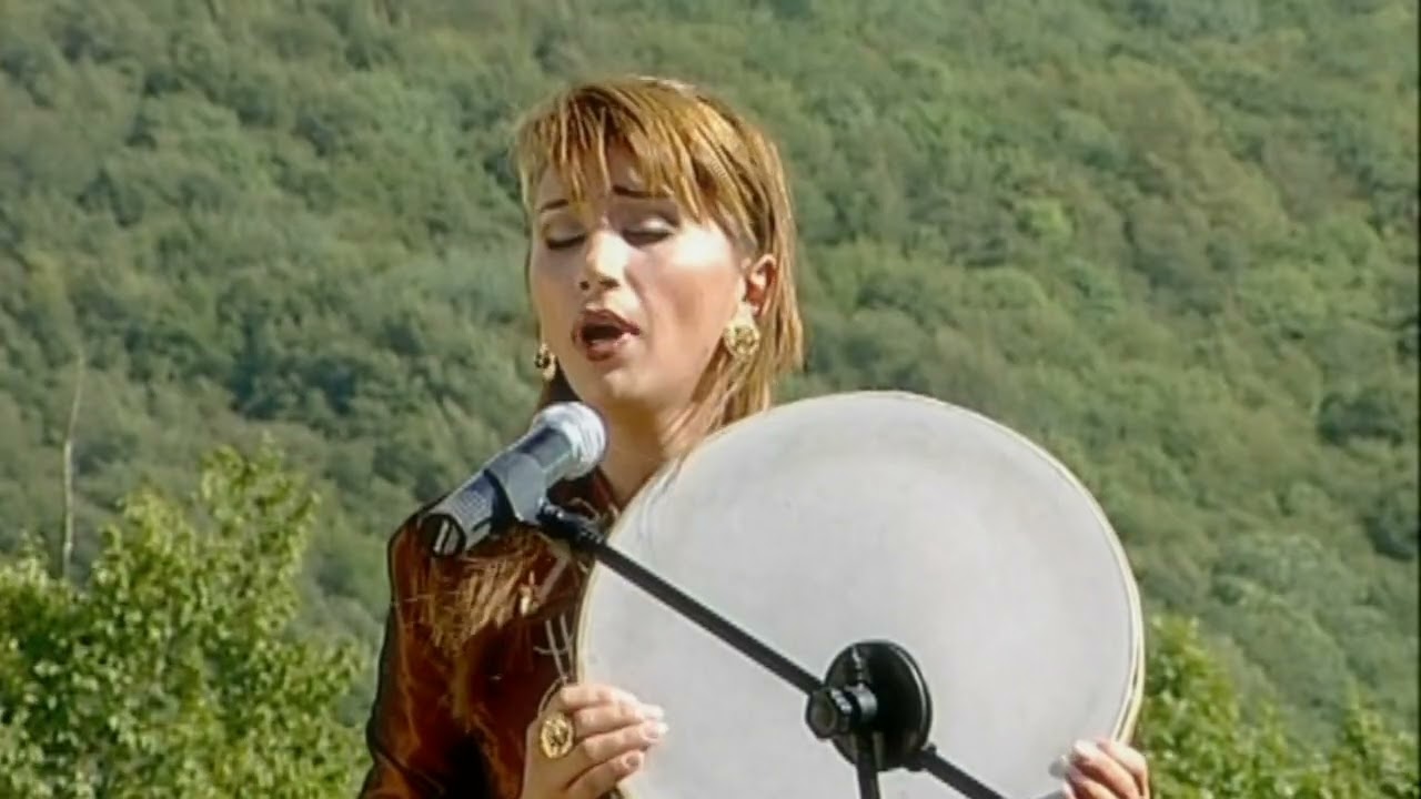 Elnare Abdullayeva gozel  ifalar