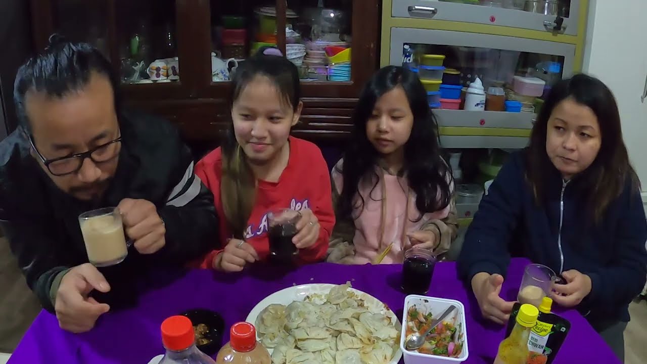 MOMO TUI CHI   FAMILY MUKBANG