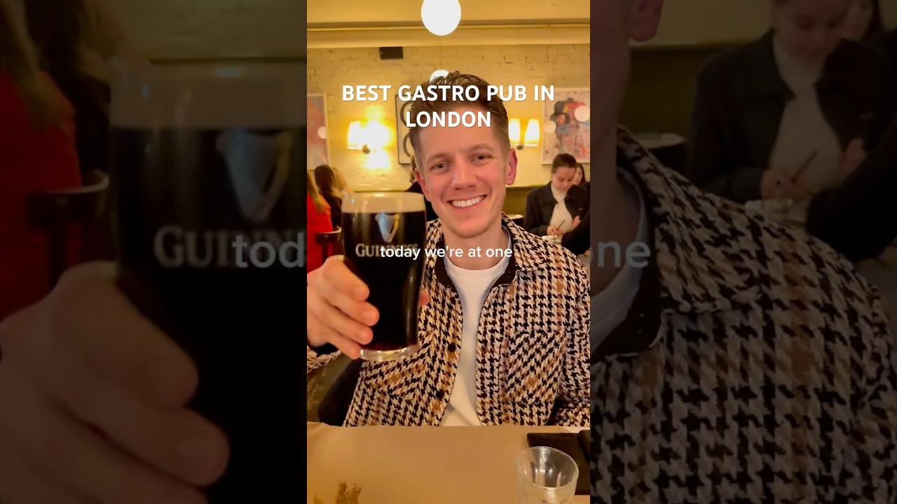 Best Gastro Pub in London - The Devonshire, Soho #foodblogger #london #restaurant