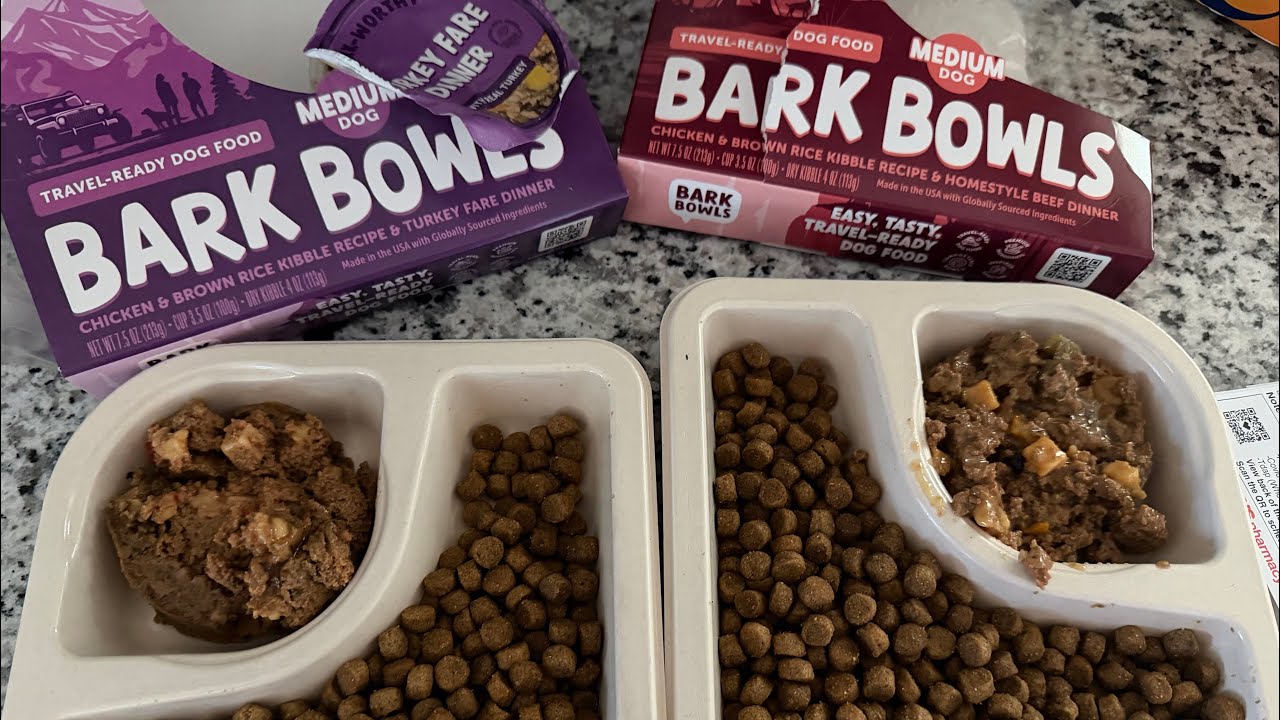 Bark Bowls 🐕‍🦺🐕Минни и Опал… Едят 🥣