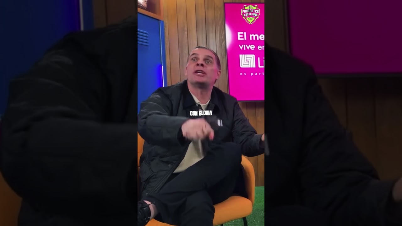 Martinoli dando clases de publicidad orgánica 😉