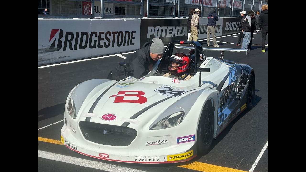 鈴鹿チャンピオンカップレース2025　Round1　VITAクラス　決勝フル　〈旧クラブマンレース）