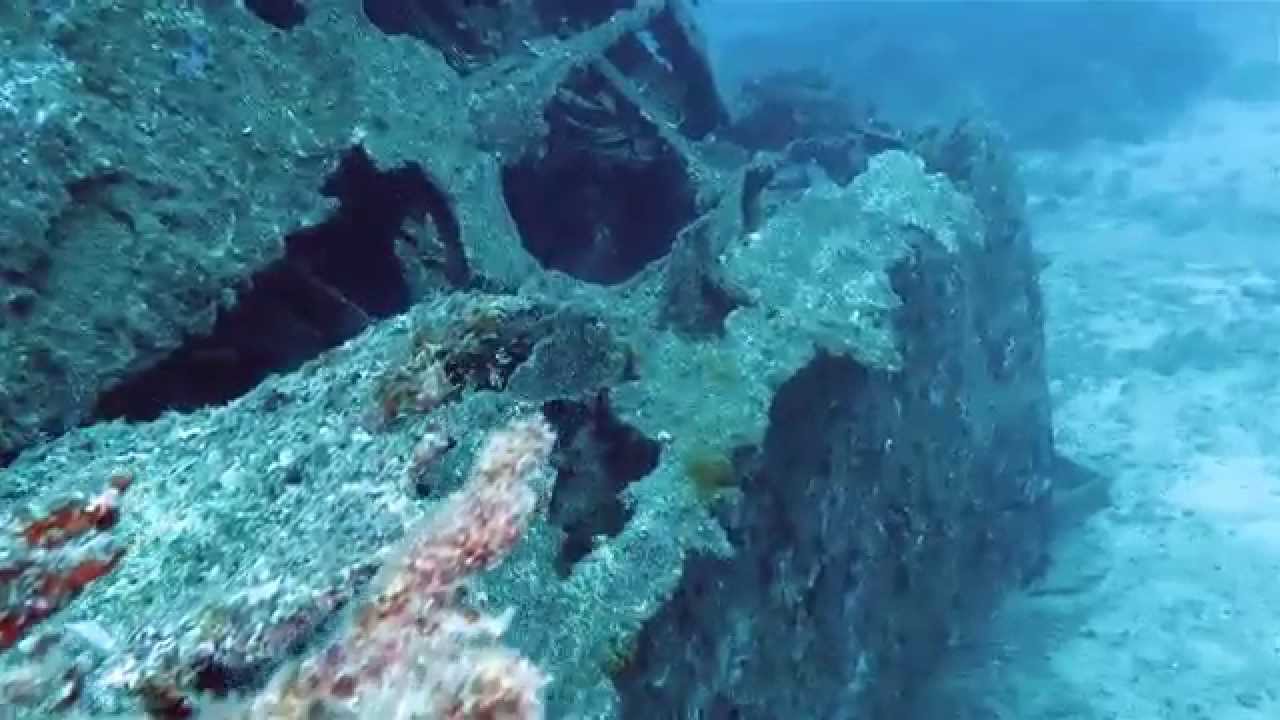 Scuba diving the USS Tucker in Espiritu Santo, Vanuatu
