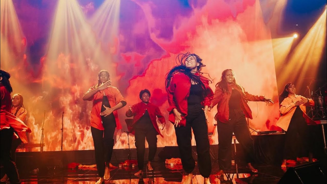 Danza y Ministración “Unción en el Aire” por Ministerio Mishkan