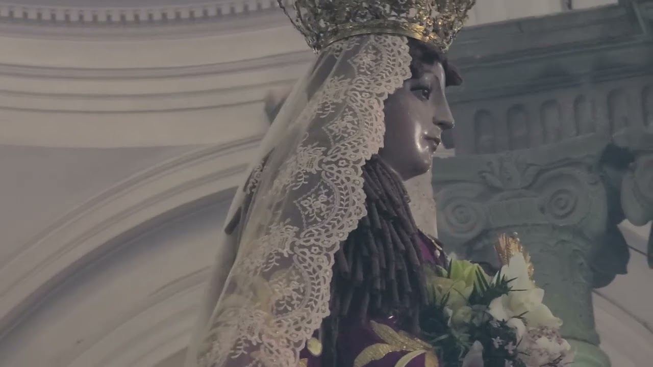 Salida Cortejo Procesional de Traslado (La Bajada) de la CCI de la Virgen del Rosario de Xela. 