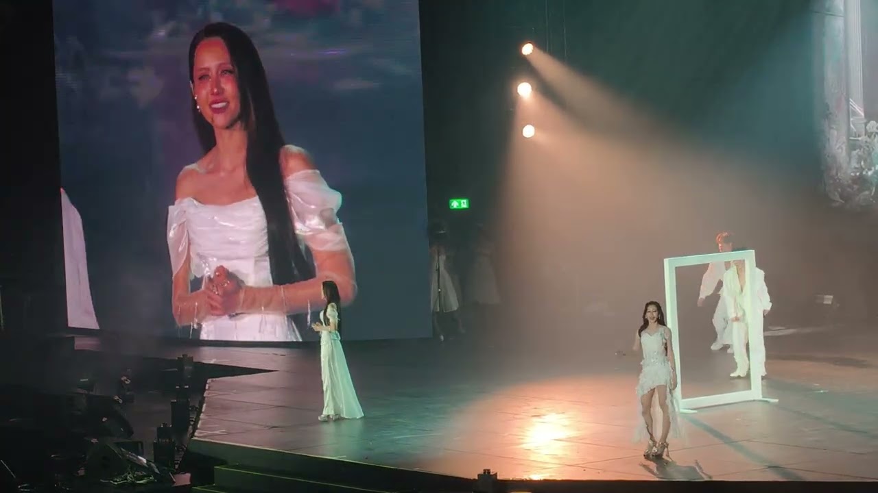 ดอกไม้ที่รอฝน (spring) - น้ำหนึ่งเนย #GlowupGlamupConcert