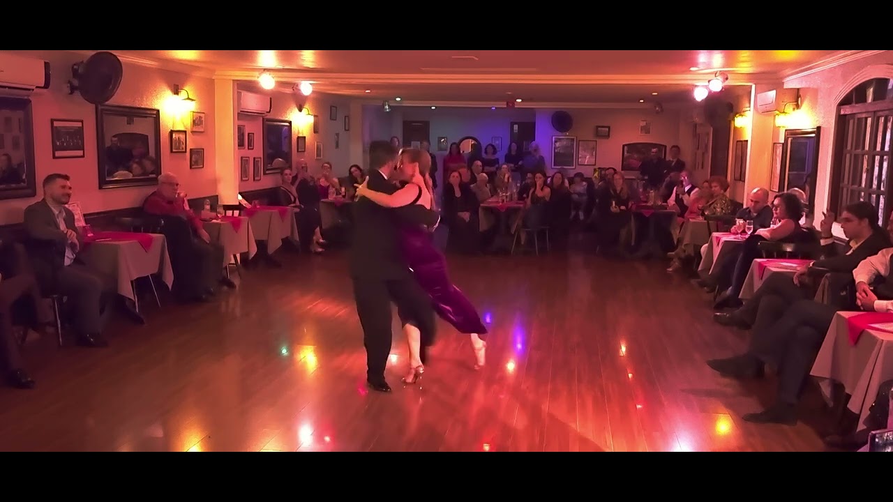 Dana Zampieri e Luciano Paulino na Milonga TODO TANGO Edição 487 Curitiba. Sábado 06/07/2024