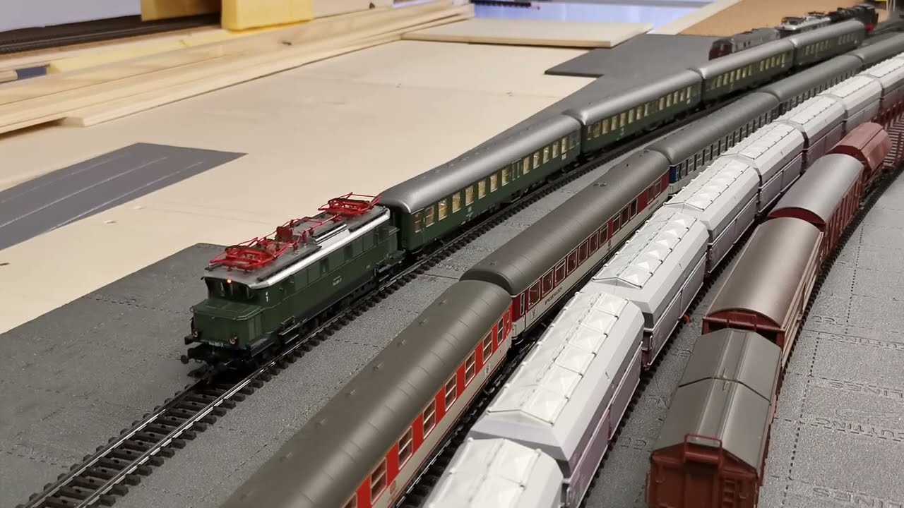 BR 144 081-7, M&auml;rklin 39440, 