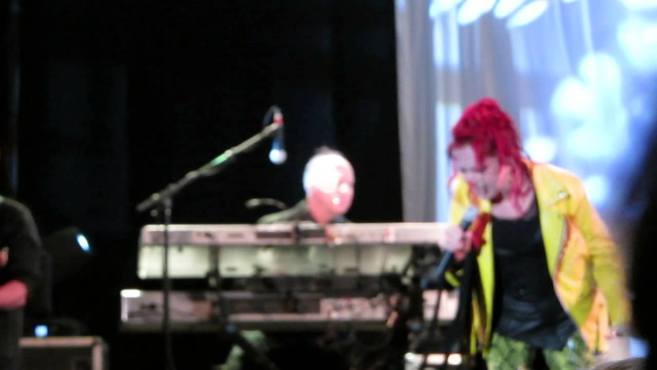 Money Changes Everything - Cyndi Lauper She's So Unusual Tour 2013
