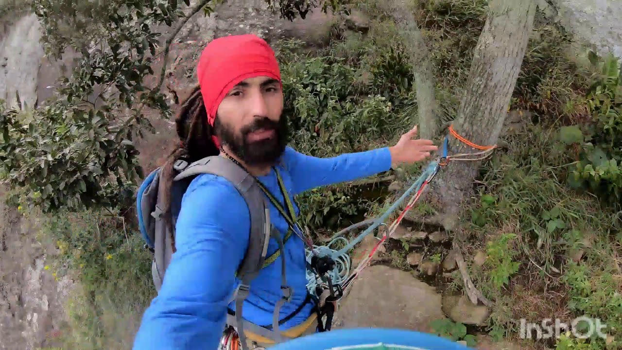 Escalada em solitário via Elektra