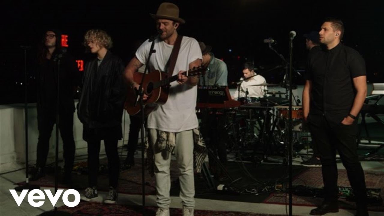 Hillsong UNITED - Closer Than You Know (Top Of The Tower)