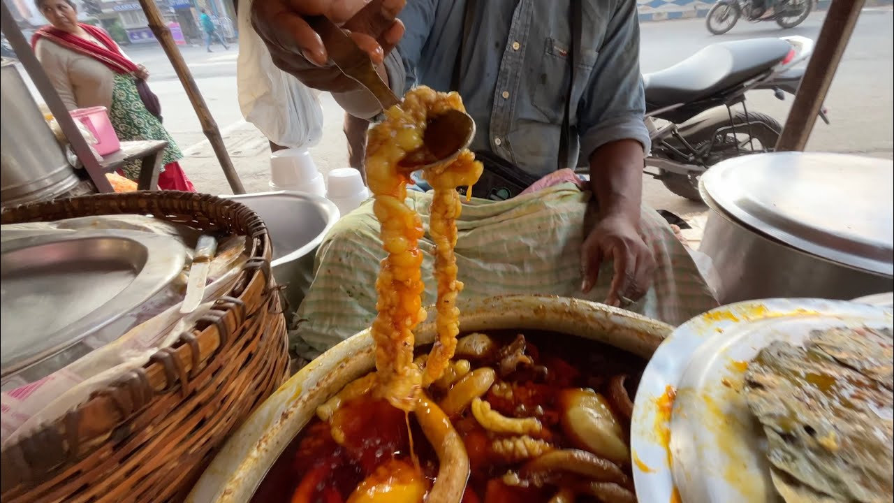 Unusual Mutton Parts Curry in Kolkata | Street Food