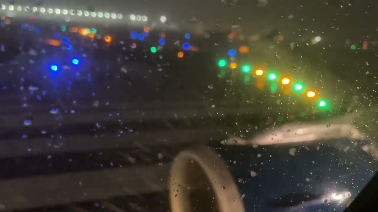 Delta Airlines A320 Winter Takeoff from Philadelphia International Airport