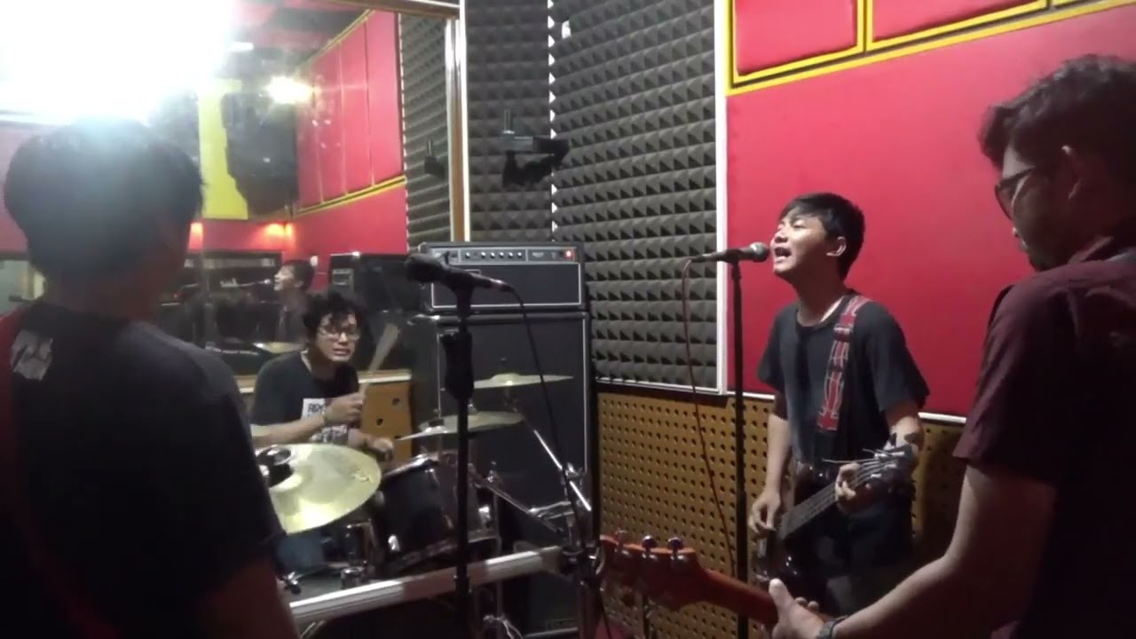 Destiny Line - All the Small Things (blink-182 Cover)