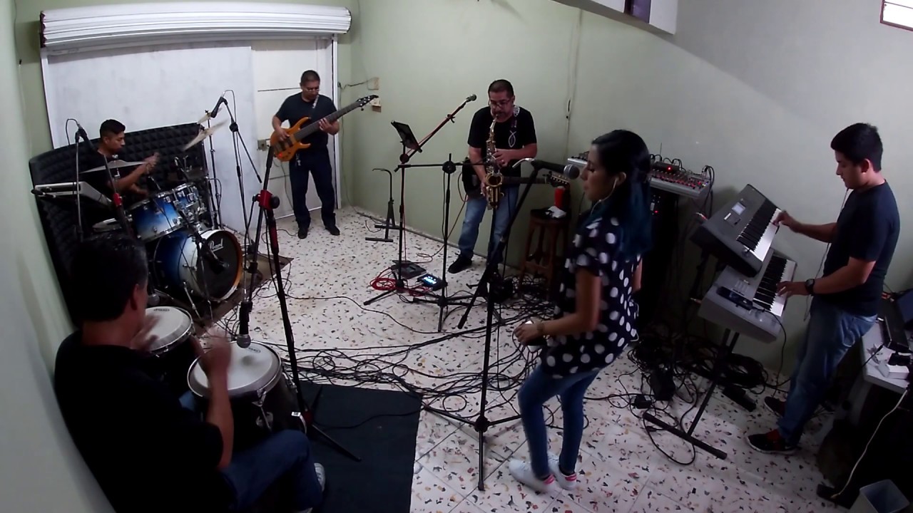 || EN VIVO || CON UNA CERVEZA - GRUPO SUPER LOBO DE CERRO AZUL, VER.