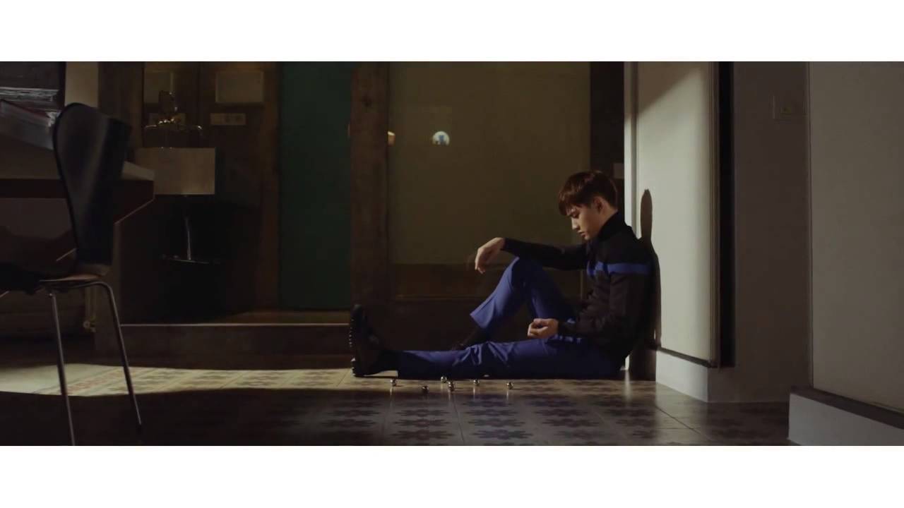 EXO 'HURT' MV