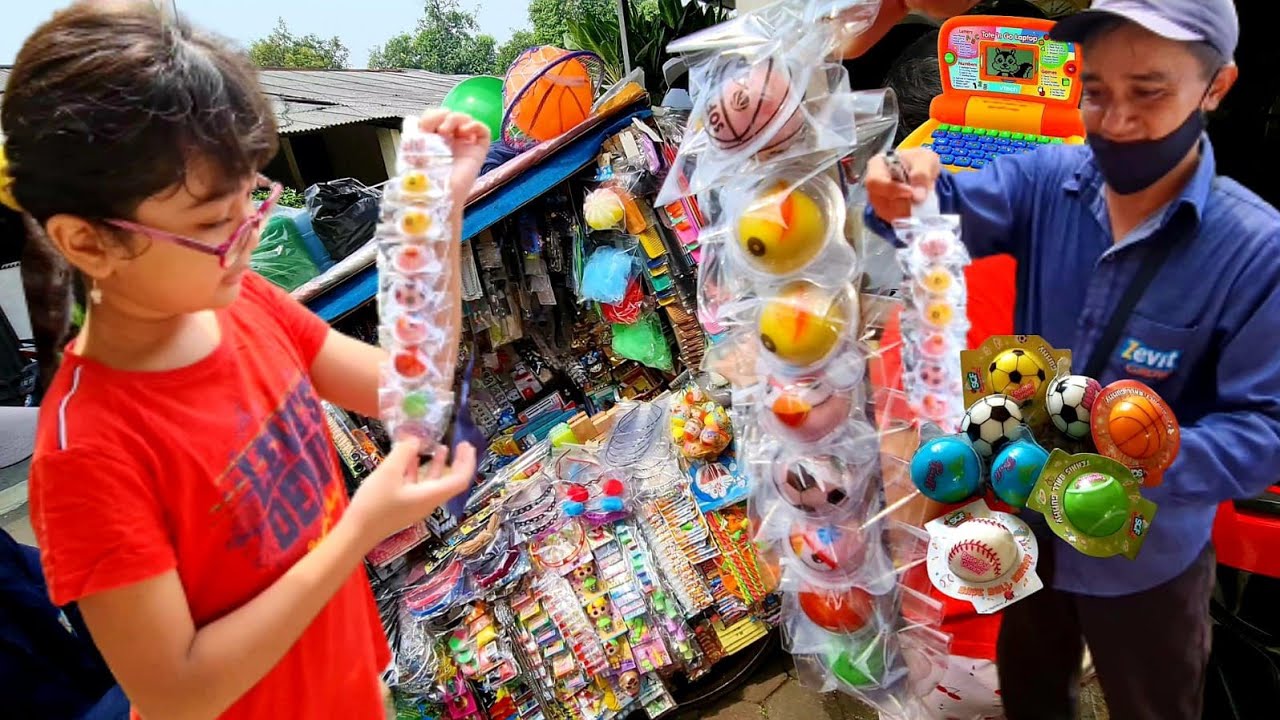 Mama Beliin Semua Permen Viral Di Toktok Dari Abang Penjual Mainan Keliling 💜 Hanum Diary