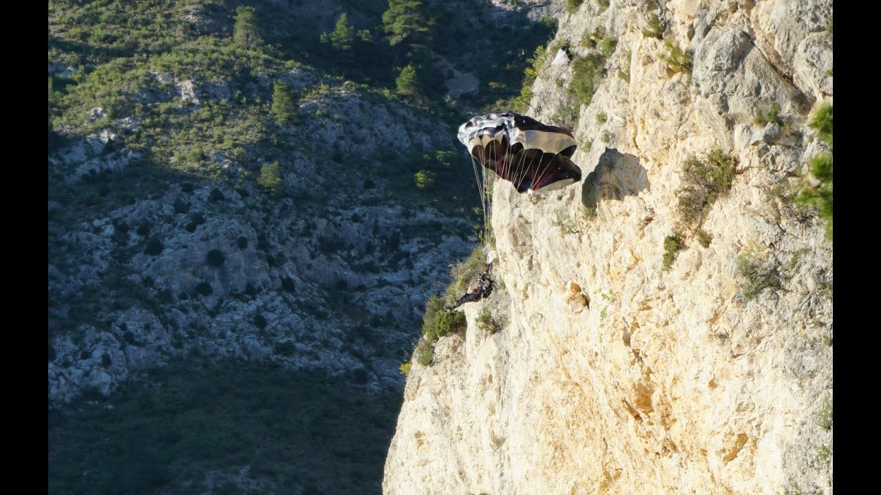BASE jumps in Alicante 2025 QHD
