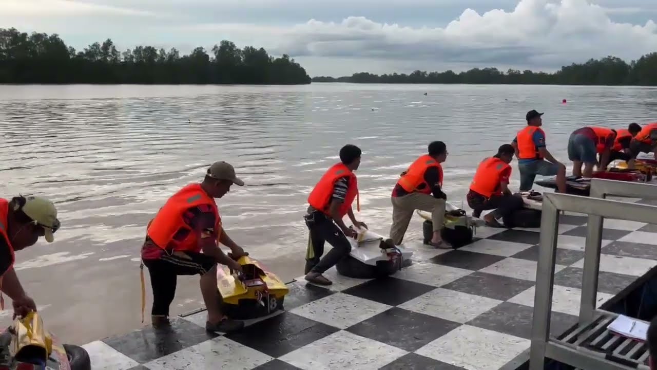 PESTA MERADONG RC POWERBOAT RACE 30 NOV & 01 DEC 2024