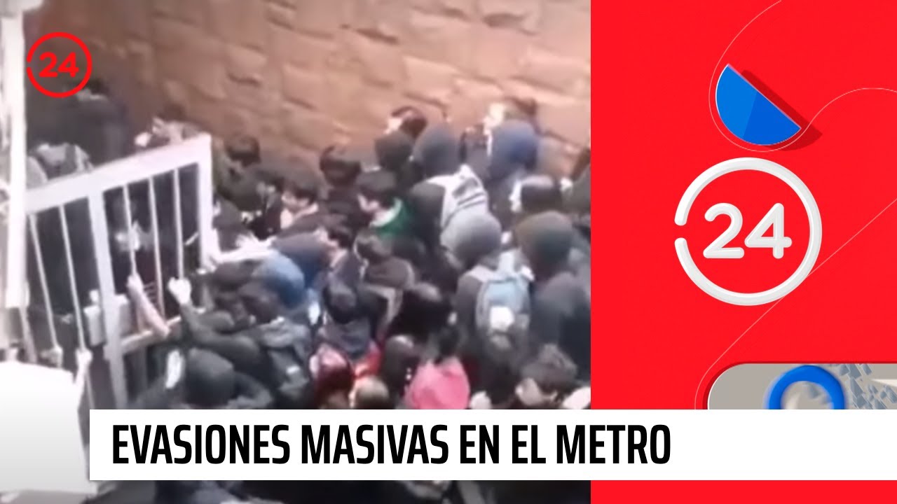 Evasiones masivas en el Metro: Usuarios divididos por actuar de manifestantes | 24 Horas TVN Chile