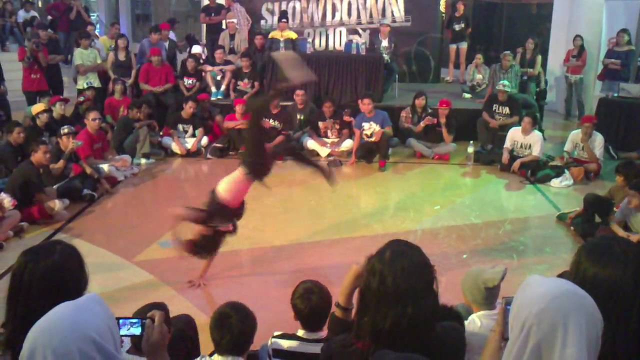 Wakaka Crew.MP4