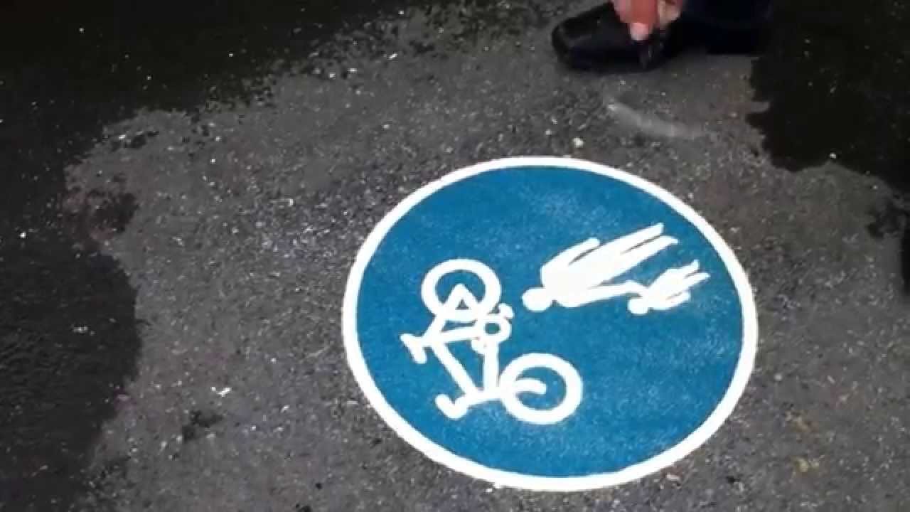 How to Apply Hotmark / Hotline Thermoplastic Road Markings