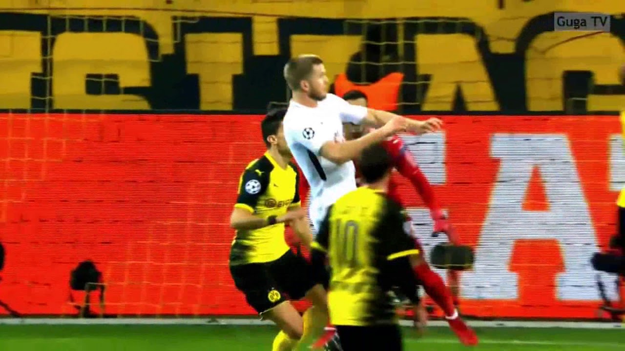 Roman B&uuml;rki Amazing Save vs Tottenham Hotspur . HD