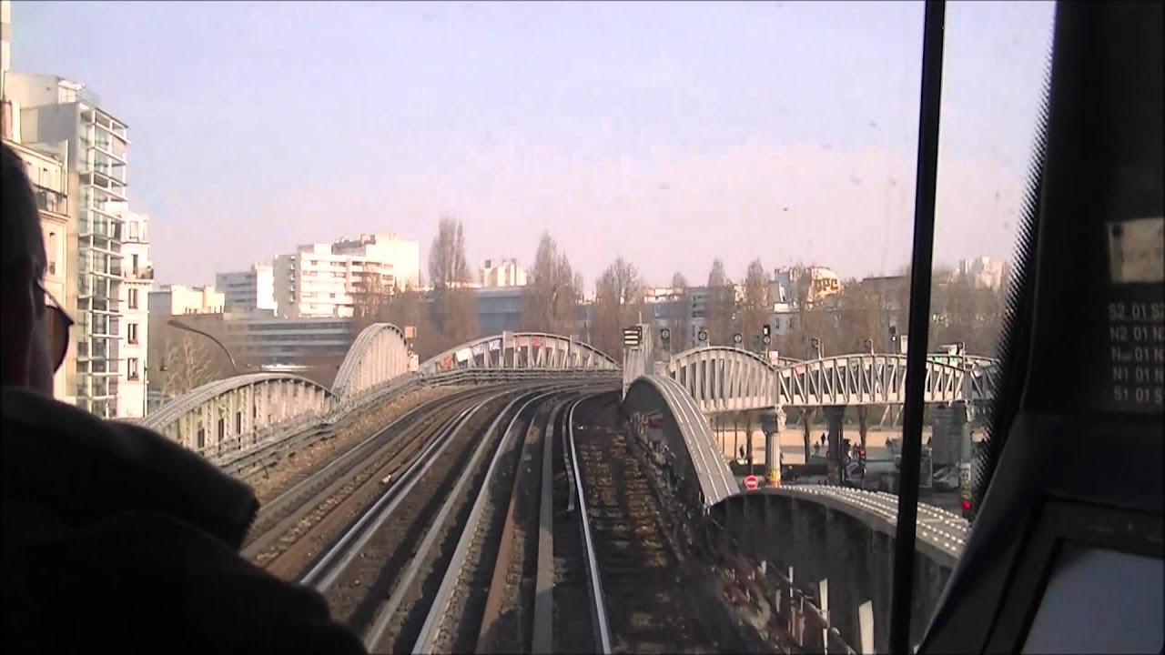 Ligne 2 du métro de Paris : Barbès-Rochechouart - Couronnes (Troisième partie) [HD]