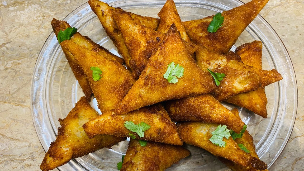 Bite Size Chicken Creamy Samosas….