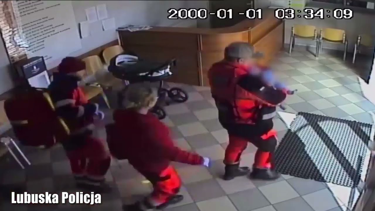 Gubin: Dwumiesięczny chłopiec tracił oddech. Kobieta poprosiła o pomoc policjant&oacute;w