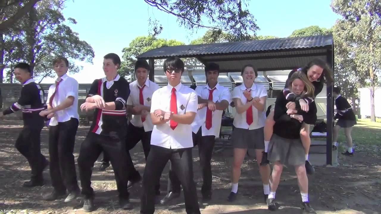 CTHS Year 12 2012 Gangnam Style