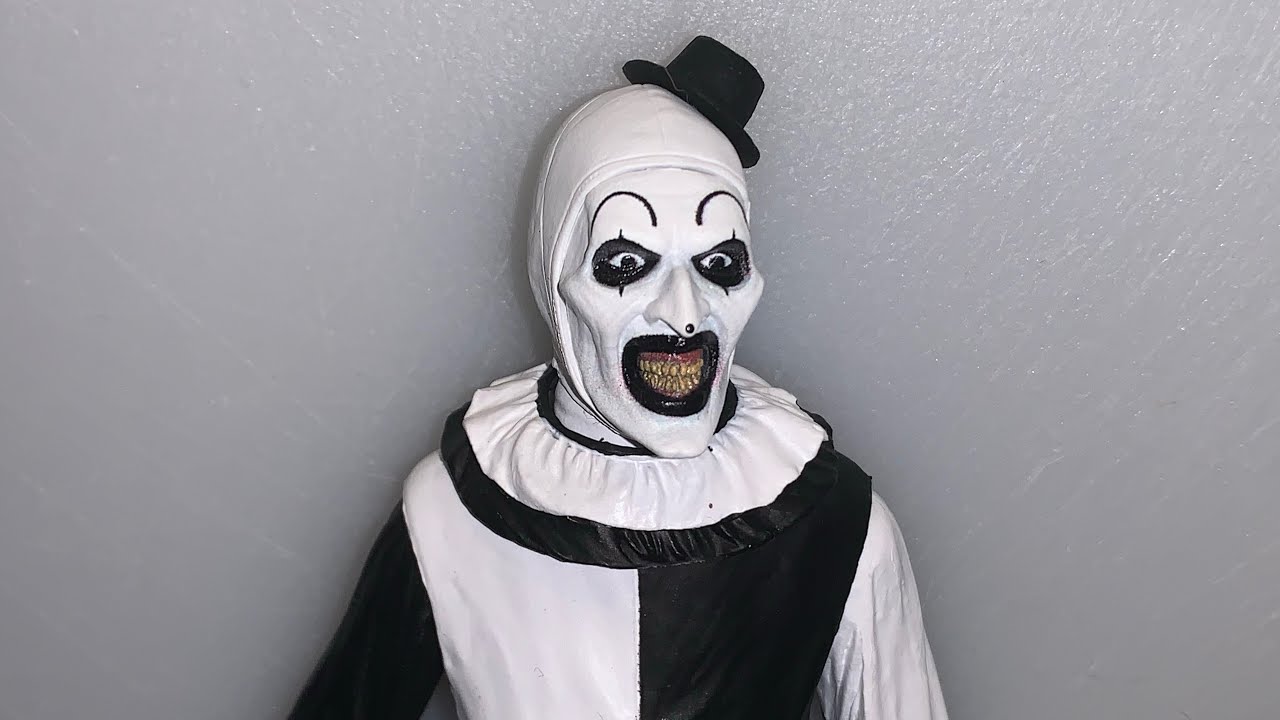 NECA Ultimate Art the Clown figure review! 