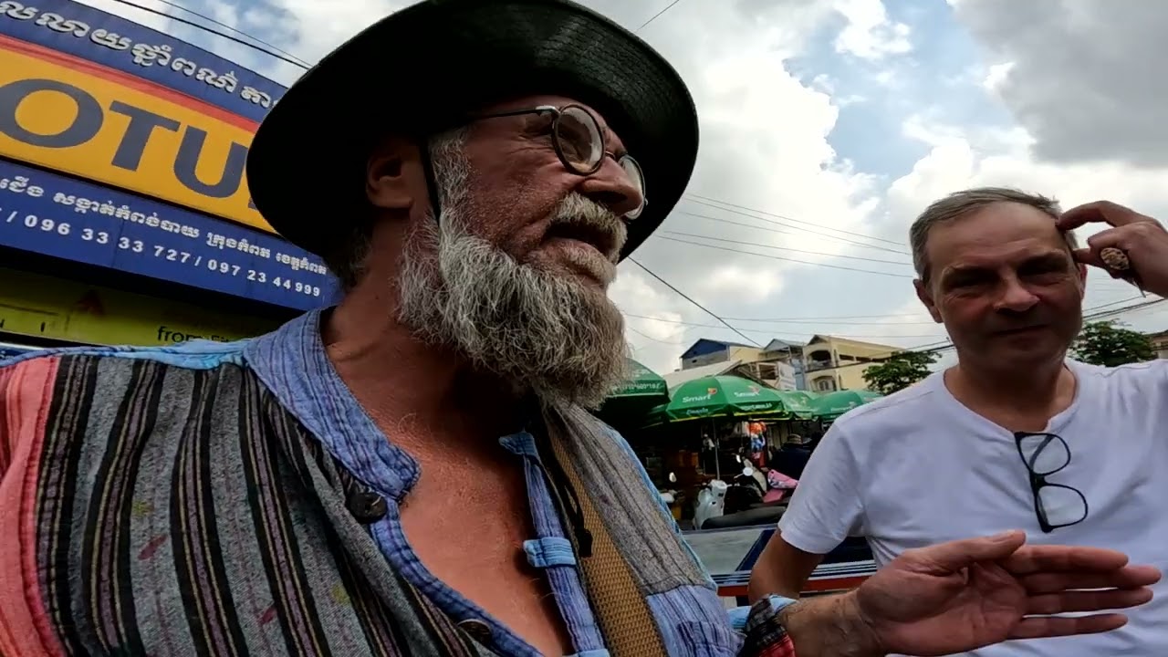 Awaria!!! NomPoy ledwo dojechała do szkoły. Oglądamy domy.