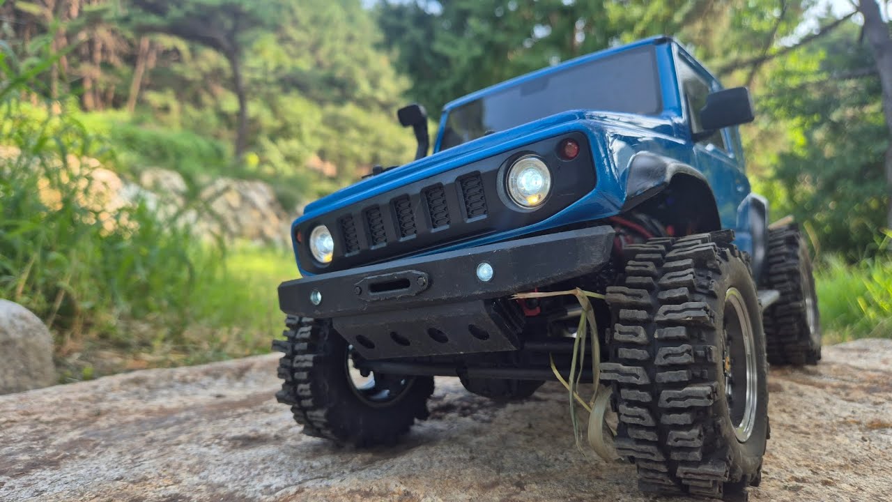 MST 1/10 cfx jimny mountain trailing