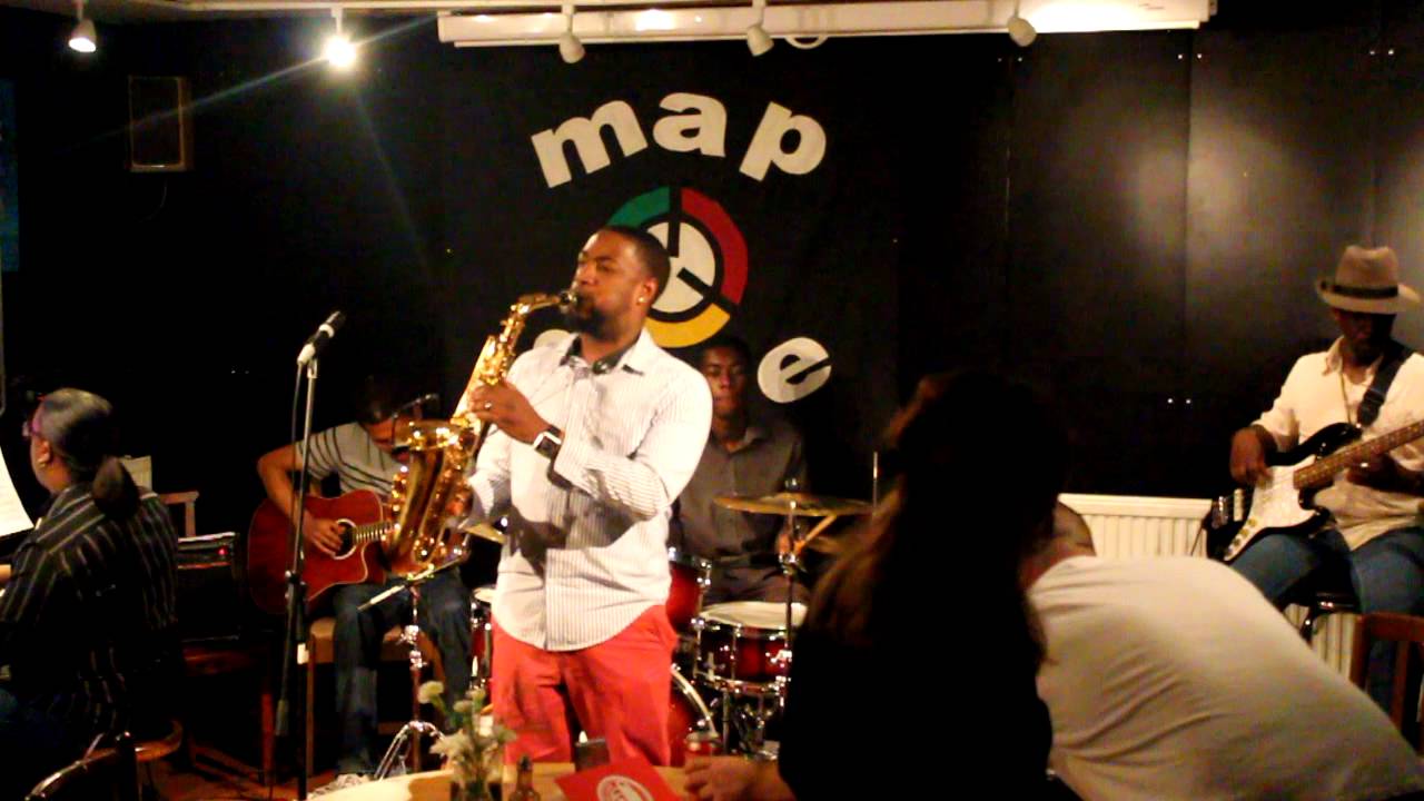 Supa Fine presents Vandell Andrew - Live at MAP Studio Cafe