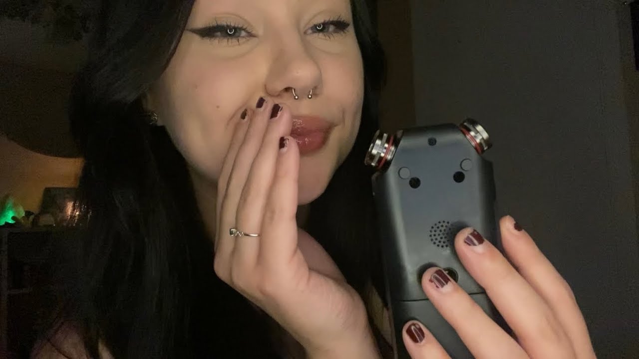 ASMR Fast and Sensitive Mouth Sounds (Ear to Ear)