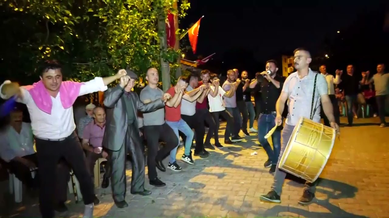 SAMET ÇATMIŞ YEĞENİMİN DÜĞÜNDEN GÜZEL BİR HALAY.ABONE OLMAYI UNUTMA