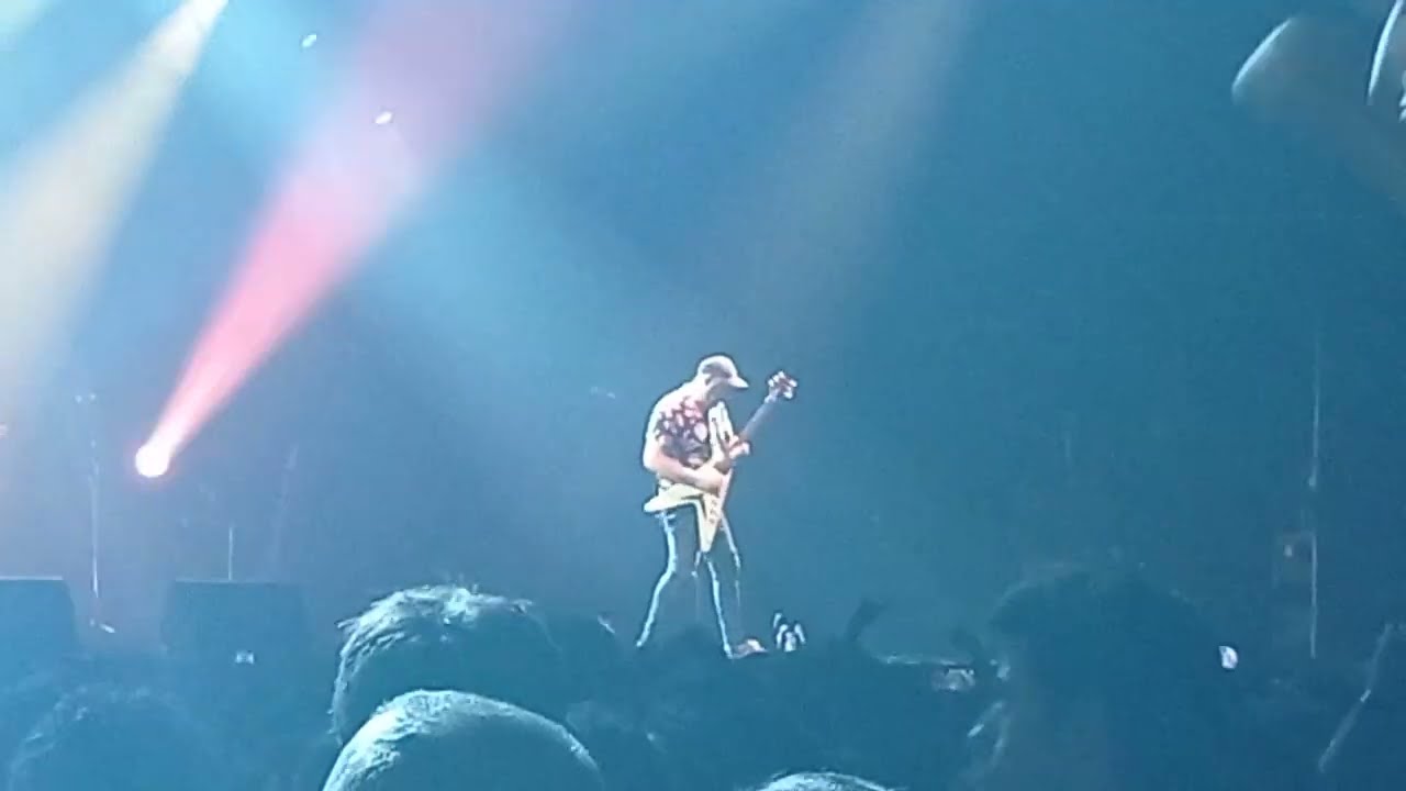 Robe - Segundo movimiento: lo de fuera - 2022-11-19 Madrid (fin de gira Wizink Center)